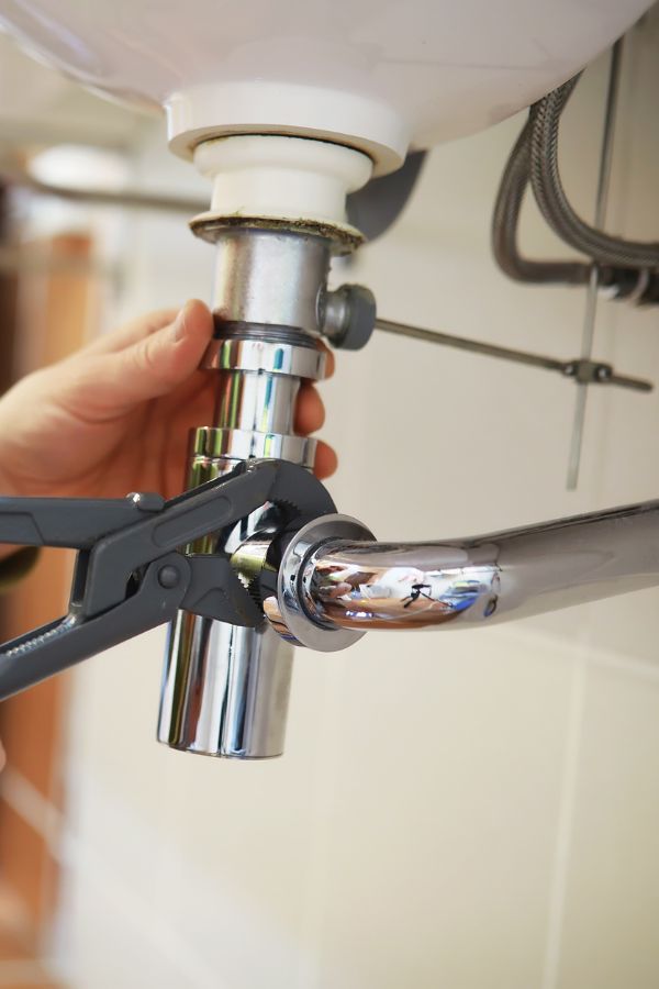 Klempner in Heinsberg - Sanitärinstallation - Rohrreinigung - Abflussreinigung - Klempnerarbeiten - Klempnerbetrieb - Verstopfungen entfernen lassen