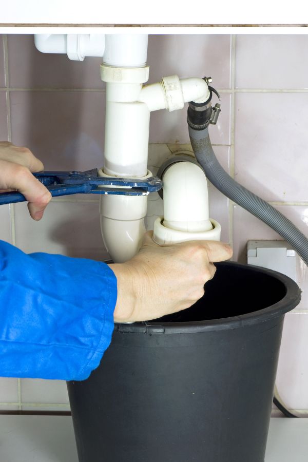 Klempner in Heinsberg - Sanitärinstallation - Rohrreinigung - Abflussreinigung - Klempnerarbeiten - Klempnerbetrieb - Verstopfungen entfernen lassen